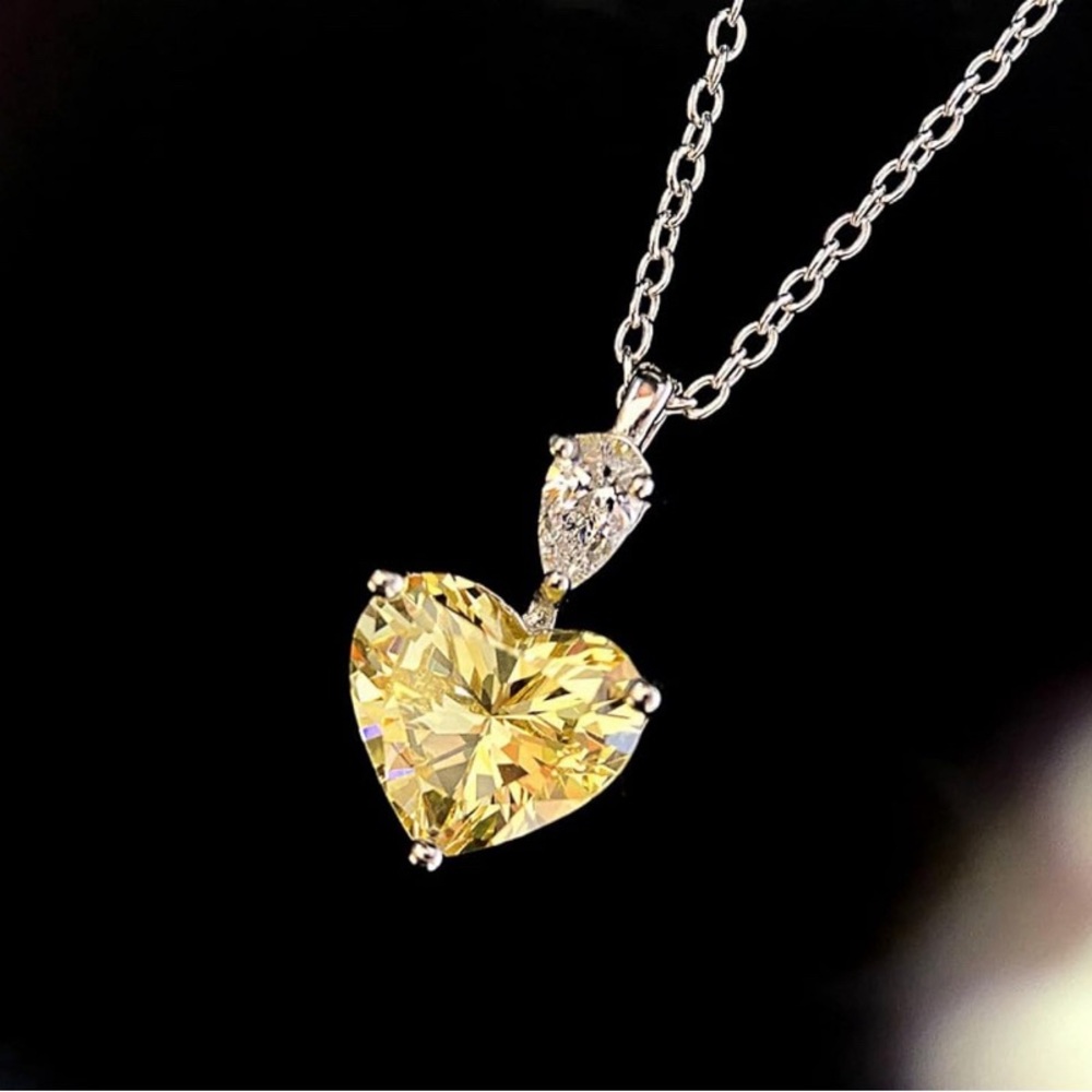 Elegant Yellow Heart Pendant Necklace new